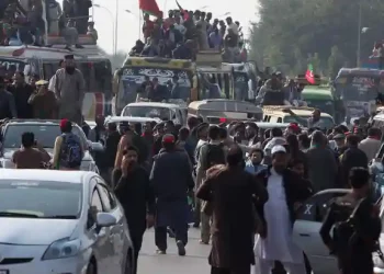 هواداران معترض عمران خان وارد اسلام آباد شدند