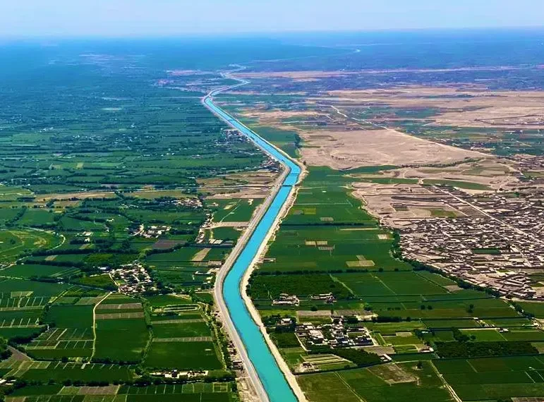 تفنگ‌داران ناشناس، یک صراف و پسر وی را در هلمند به قتل رساندند