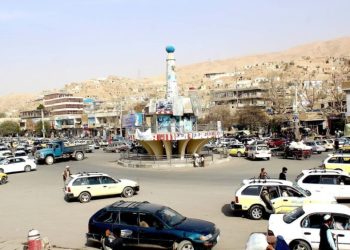 افراد مسلح ناشناس ۱۱ تن را در بغلان تیر باران کردند