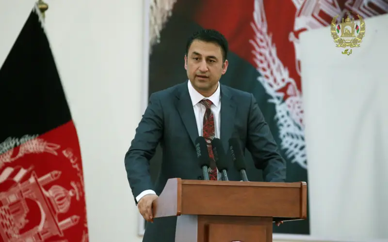 سراج از”نفوذ عمیق” داعش در ساختارهای ملکی و امنیتی گروه طالبان خبر داد