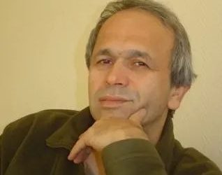 ابراهیم نبوی، طنز پرداز ایرانی، به زندگی خود پایان داد
