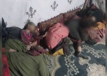 افراد مسلح، ۱۰ عضو یک خانواده را در خوست کشتند