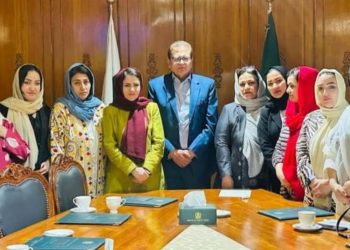 فعالان حقوق بشر با مقام‌های پاکستان برای حمایت از مهاجران گفتگو کردند