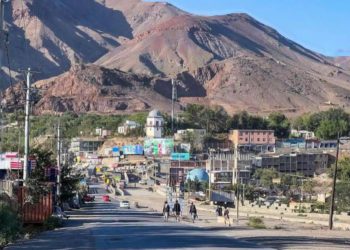 گروه طالبان یک جوان را در پروان بازداشت کردند