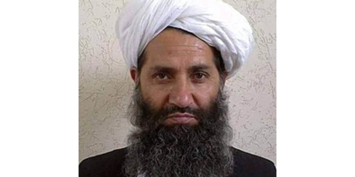 رهبر گروه طالبان دستور توقف ثبت نام دختران در مدارس دینی را صادر کرد